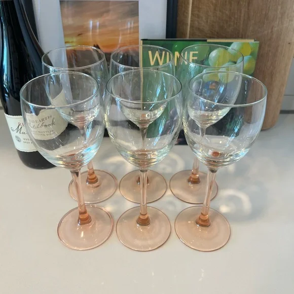 Set of 6 vintage Luminarc pink stem wine glasses, 7.75” tall, mid-century modern - Picture 4 of 5